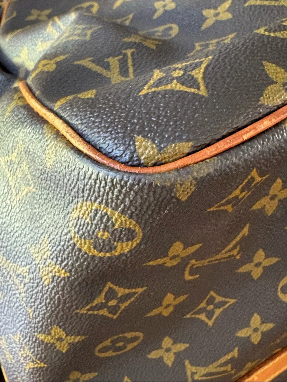 Louis Vuitton Monogram Keepall 59